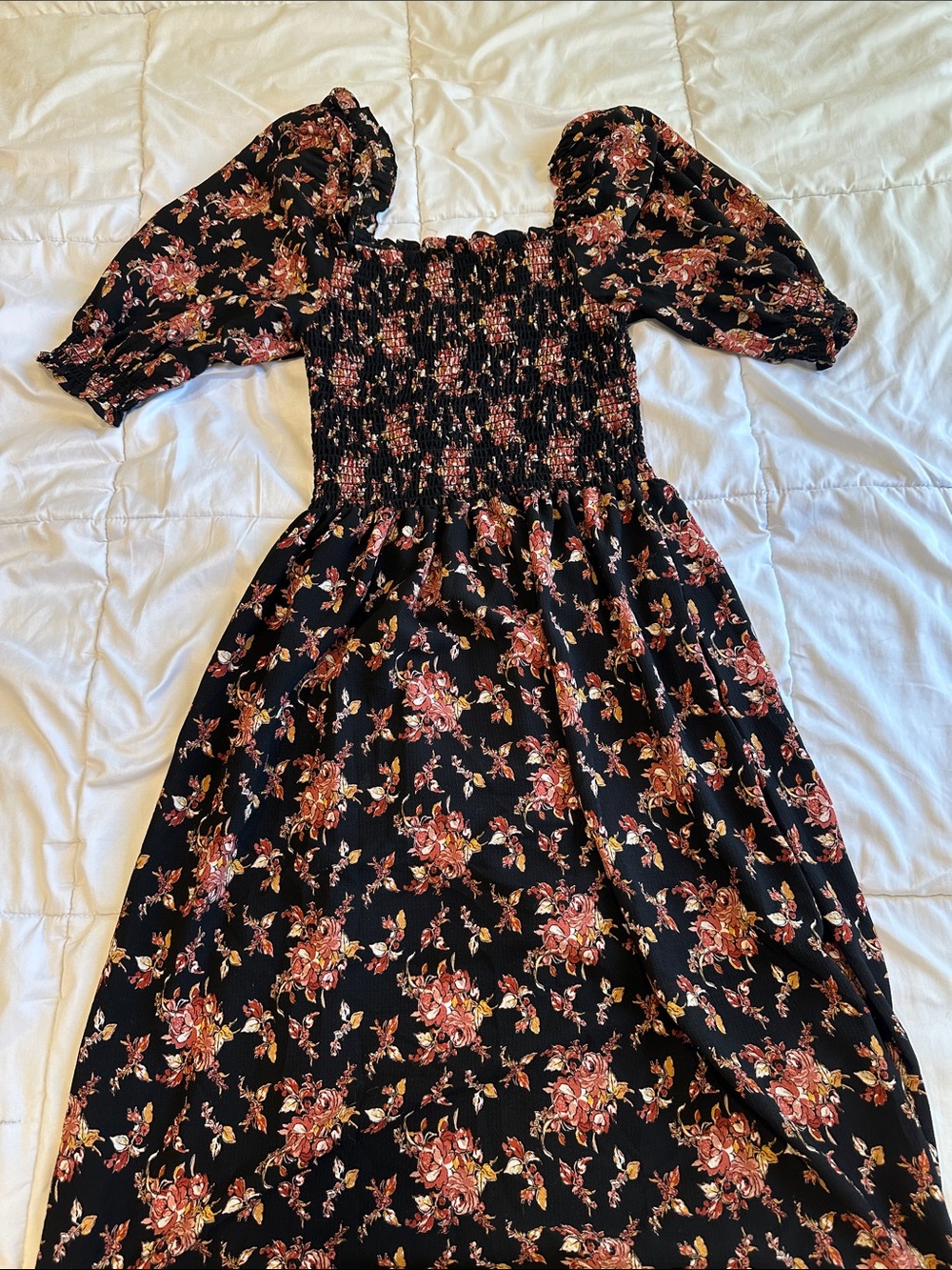 Max Studio Black Floral Smocked Puff-Sleeve Midi Dress